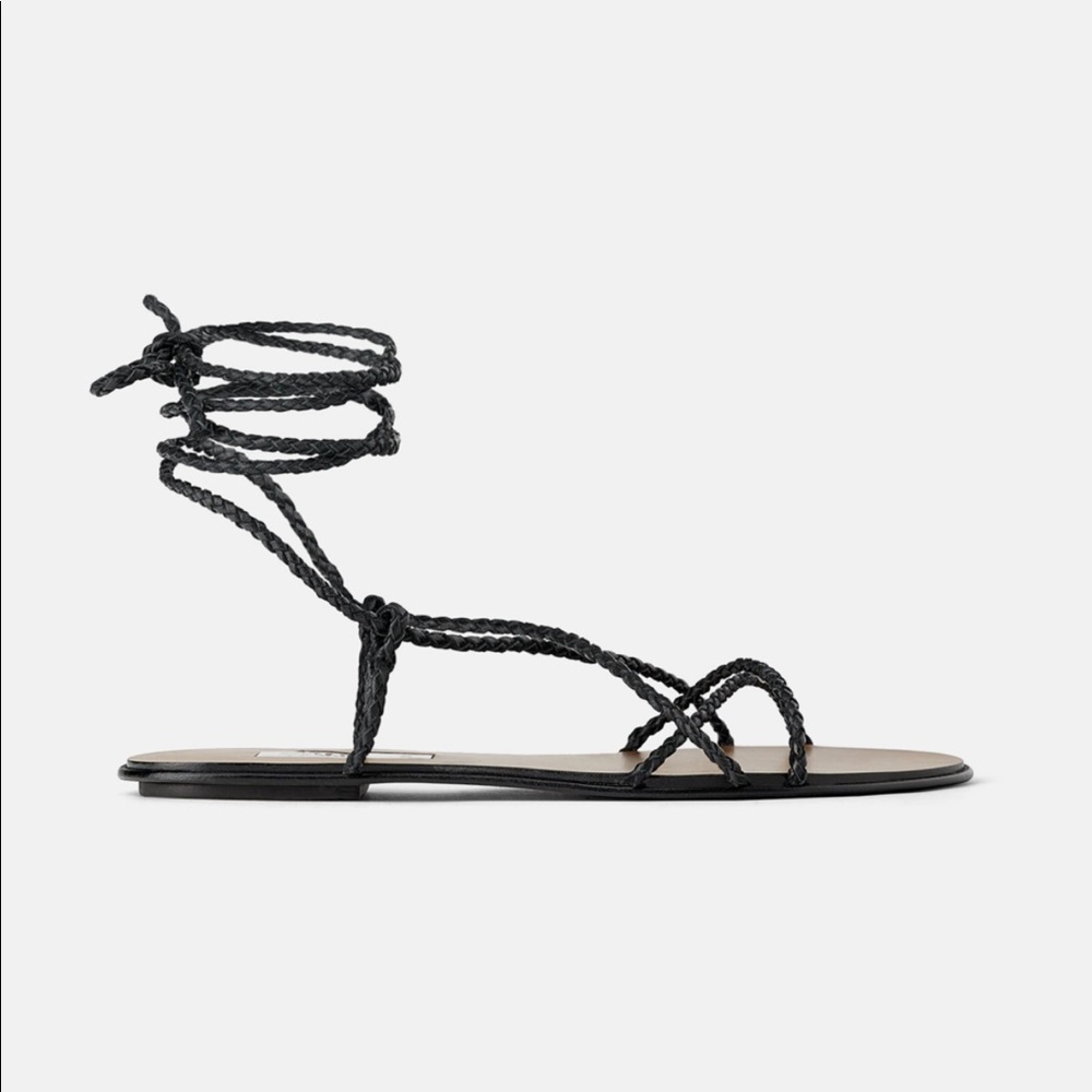 NWT’s Braided Zara Black Leather Strap Sandals 7.5 - Picture 1 of 6
